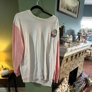 Pusheen sweatshirt from Pusheen box